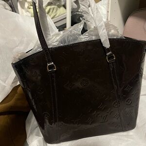 Louis Vuitton Vernis Patent Monogram